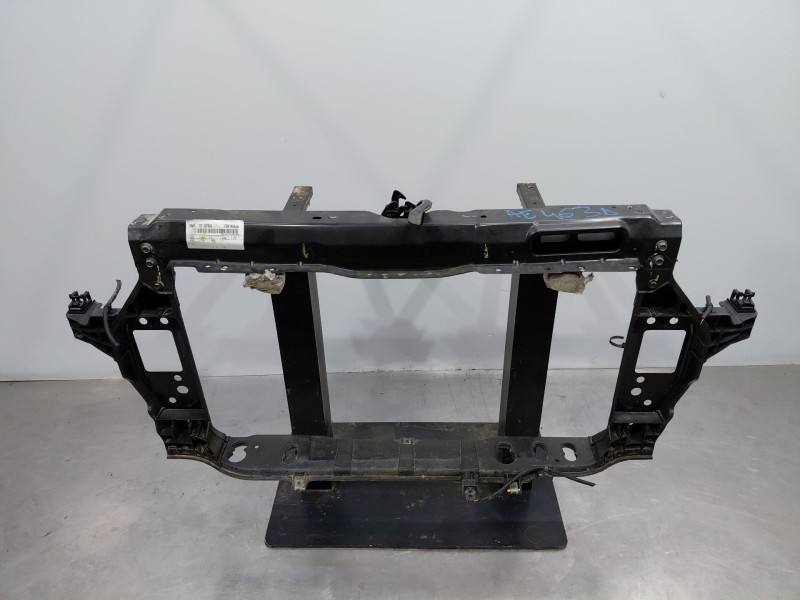 Recambio de panel frontal para hyundai i20 ii (gb, ib) 1.2 referencia OEM IAM 64101C8000  