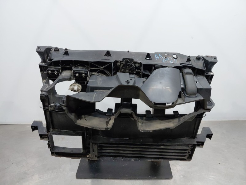 Recambio de panel frontal para renault scenic iv intens referencia OEM IAM 625005785r  