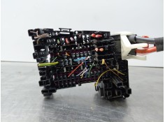 Recambio de caja reles / fusibles para volkswagen caddy v cargo referencia OEM IAM 5WA937615   2