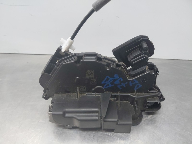 Recambio de cerradura puerta delantera derecha para volkswagen caddy v cargo referencia OEM IAM 5TB837015E  