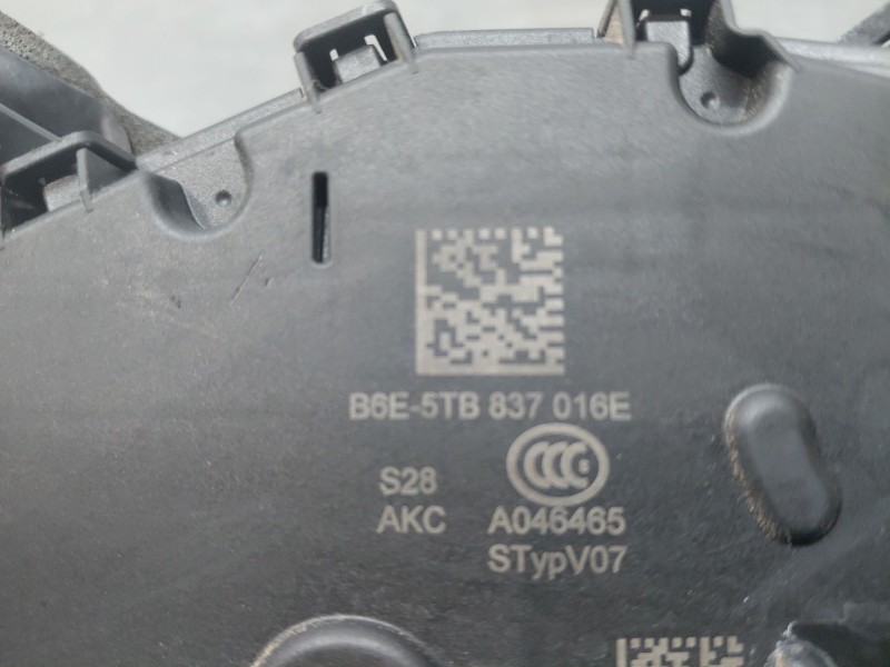 Recambio de cerradura puerta delantera izquierda para volkswagen caddy v cargo referencia OEM IAM 5TB837016E  