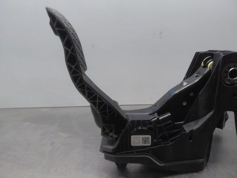 Recambio de pedal freno para volkswagen caddy v cargo referencia OEM IAM 5R4721060  