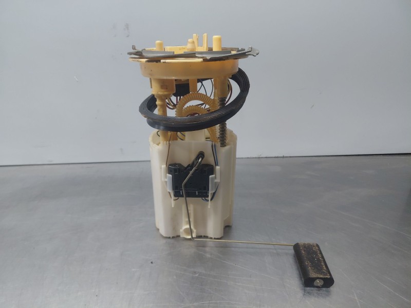 Recambio de aforador para volkswagen caddy v cargo referencia OEM IAM 5R3919050D  