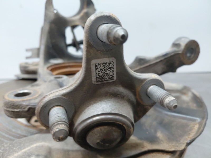 Recambio de mangueta delantera derecha para volkswagen caddy v cargo referencia OEM IAM 5R3407256A  