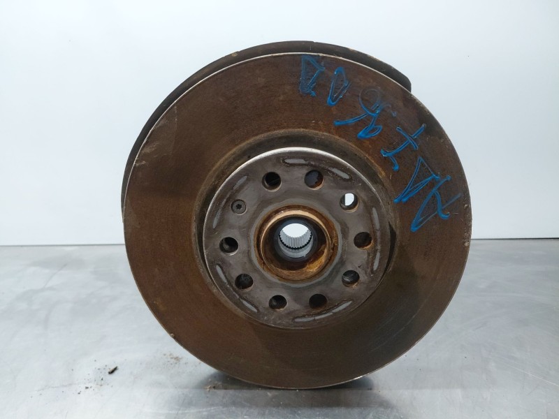 Recambio de mangueta delantera derecha para volkswagen caddy v cargo referencia OEM IAM 5R3407256A  