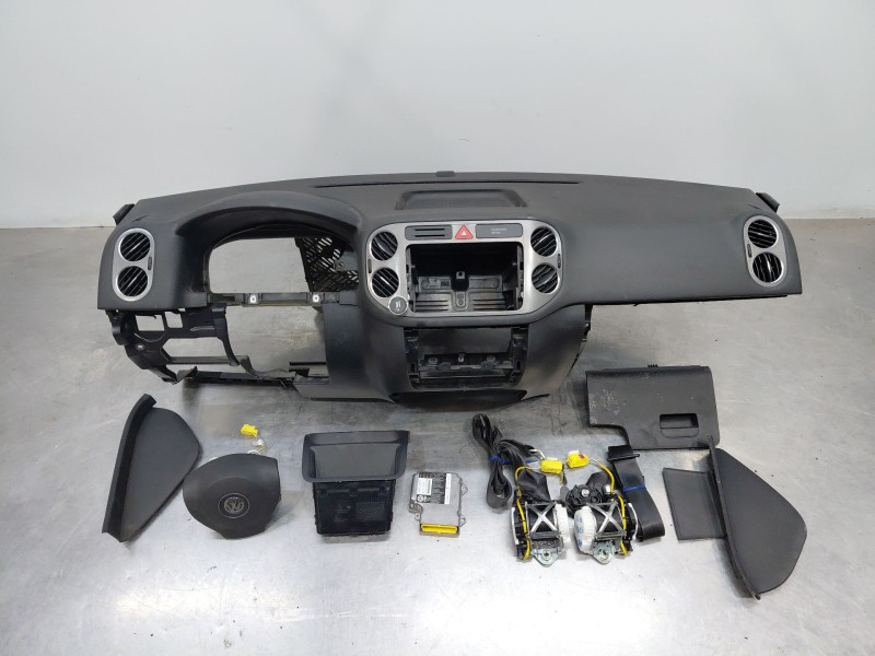 Recambio de kit airbag para volkswagen tiguan (5n1) advance referencia OEM IAM 5N1857001E6T6 1T0880201J81U 5K0880204A