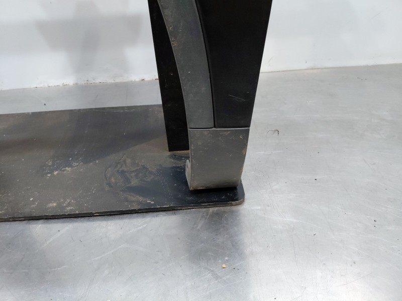 Recambio de aleta delantera izquierda para volkswagen tiguan (5n_) 2.0 tdi 4motion referencia OEM IAM 5N0821105A  