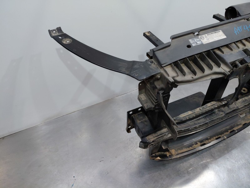 Recambio de panel frontal para volkswagen tiguan (5n_) 2.0 tdi 4motion referencia OEM IAM 5N0805588F  