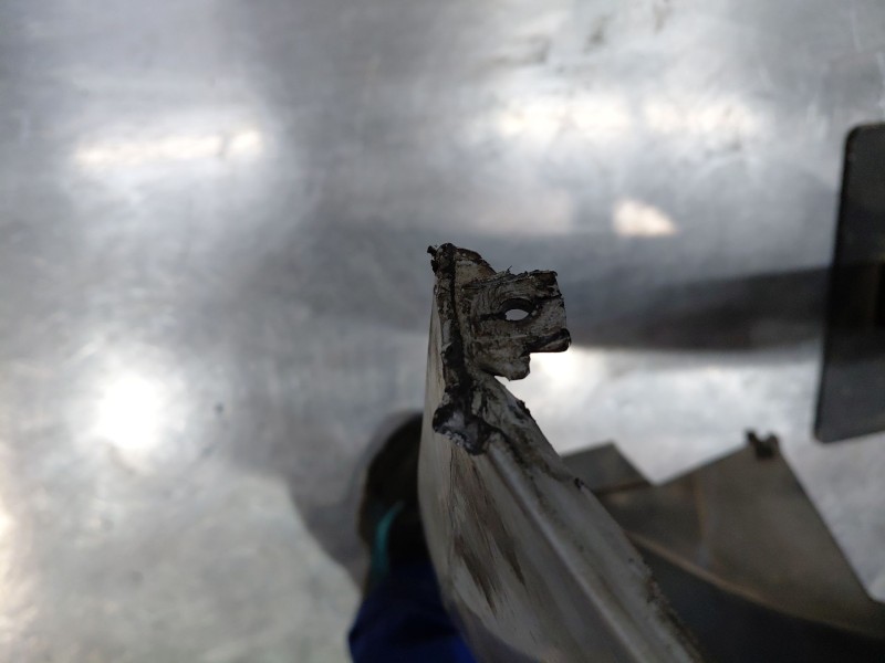 Recambio de paragolpes trasero para volkswagen golf plus v (5m1, 521) 2.0 tdi referencia OEM IAM 5M0807417AGRU  