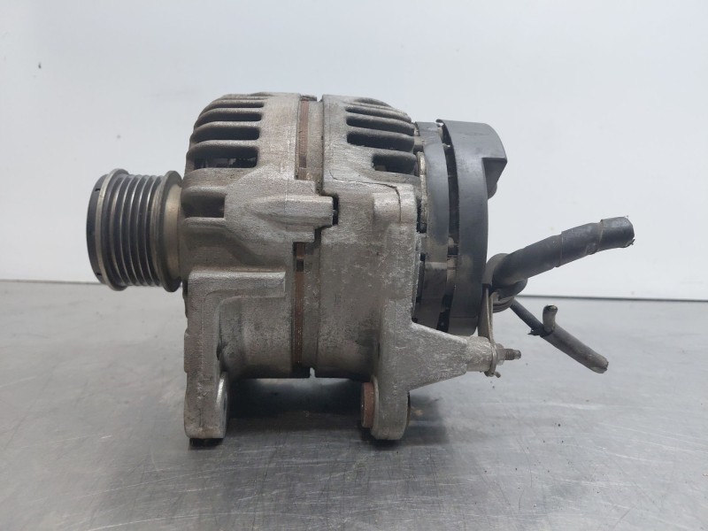 Recambio de alternador para seat ibiza iii (6l1) 1.9 sdi referencia OEM IAM 038903018P  
