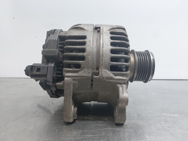 Recambio de alternador para seat ibiza iii (6l1) 1.9 sdi referencia OEM IAM 038903018P  