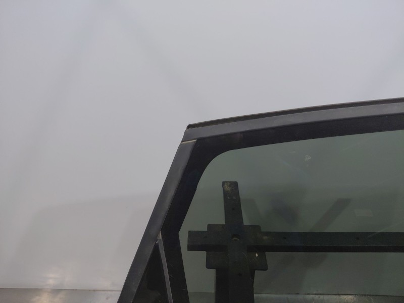 Recambio de puerta trasera derecha para volkswagen taigo life referencia OEM IAM 2G4833052R  