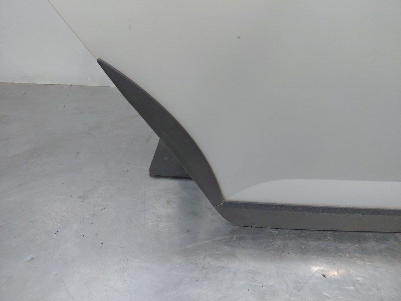 Recambio de puerta trasera derecha para volkswagen taigo life referencia OEM IAM 2G4833052R  
