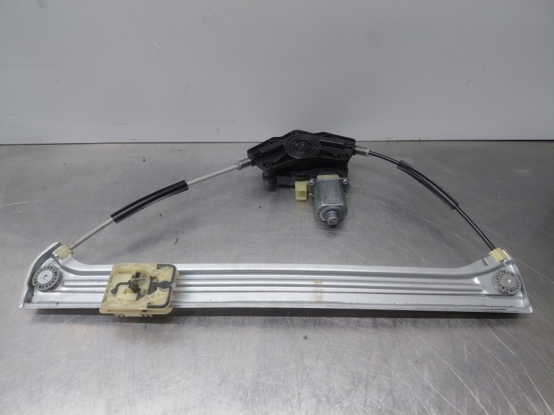 Recambio de elevalunas delantero izquierdo para volkswagen caddy v cargo referencia OEM IAM 2K7837461A  