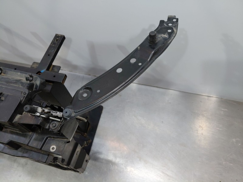 Recambio de panel frontal para volkswagen caddy v cargo referencia OEM IAM 2K7805588G  