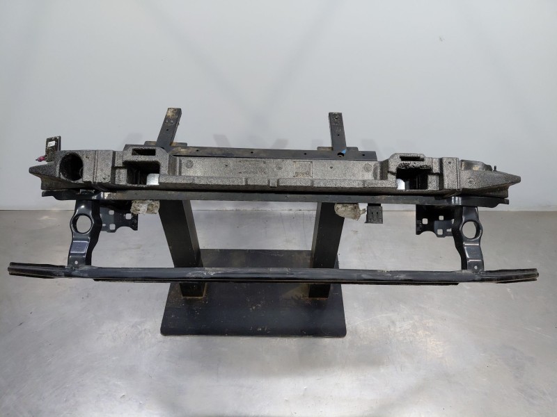 Recambio de refuerzo paragolpes delantero para volkswagen caddy v cargo referencia OEM IAM 2K7807109C  