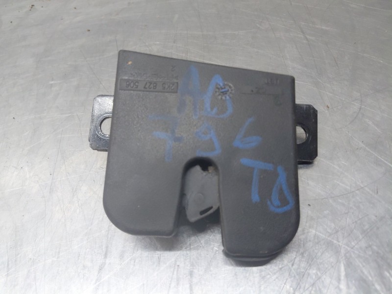 Recambio de cerradura puerta trasera derecha para volkswagen caddy v cargo referencia OEM IAM 2K5827506B  