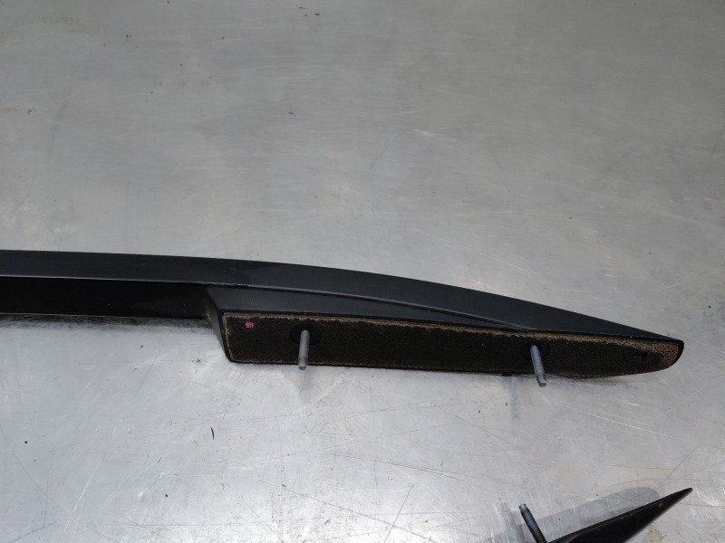 Recambio de barras techo para volkswagen taigo life referencia OEM IAM 2G7860025A03C  