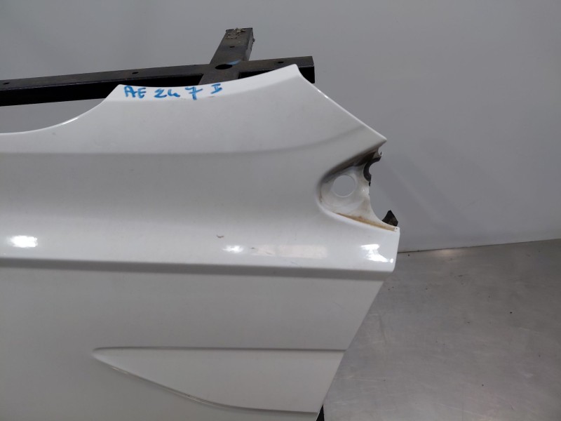 Recambio de aleta delantera izquierda para volkswagen taigo life referencia OEM IAM 2G7821105A  