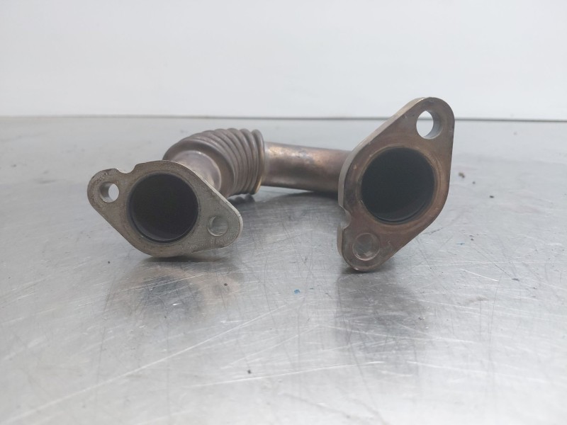 Recambio de tubo para volkswagen tiguan (5n_) 2.0 tdi 4motion referencia OEM IAM 03P131521E  