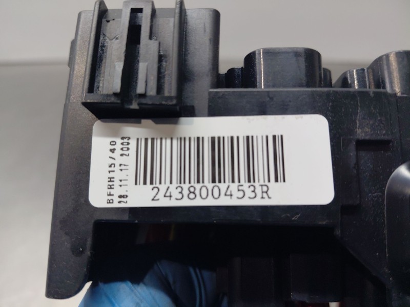 Recambio de caja reles / fusibles para renault scenic iv intens referencia OEM IAM 243800453R  