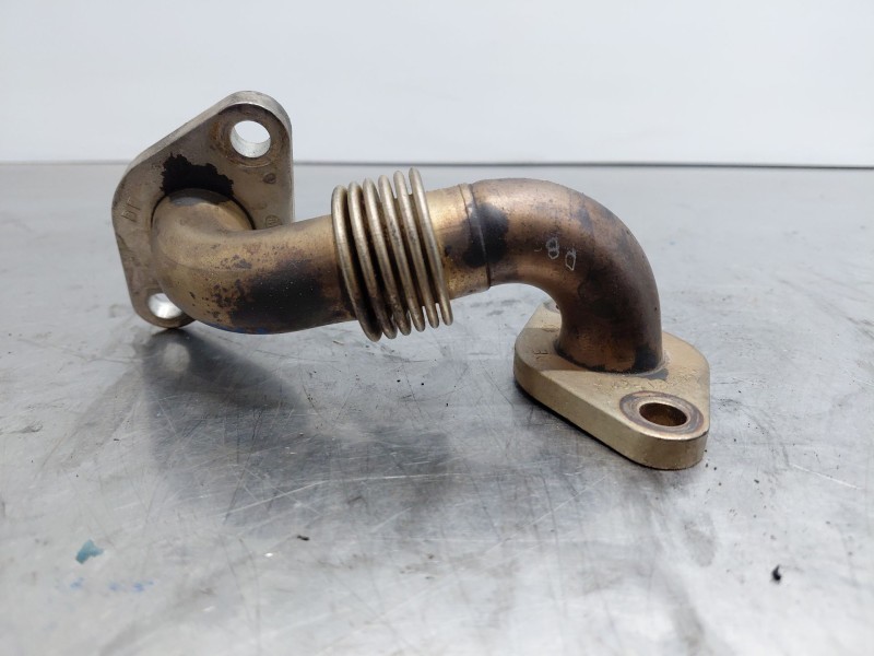 Recambio de tubo para volkswagen passat b6 (3c2) 2.0 tdi 16v referencia OEM IAM 03G131521T  