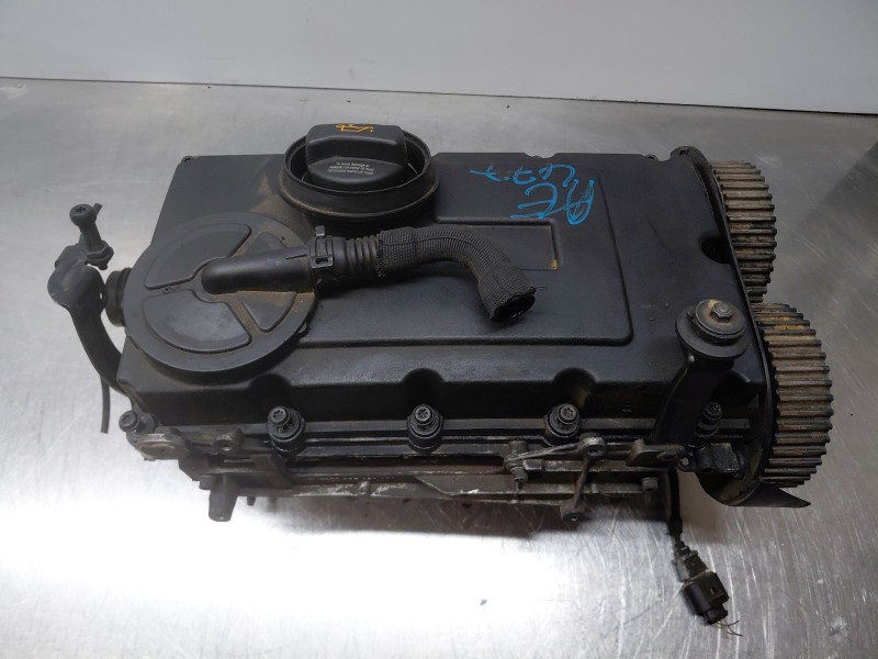 Recambio de culata para volkswagen passat b6 (3c2) 2.0 tdi 16v referencia OEM IAM 03G103351B  