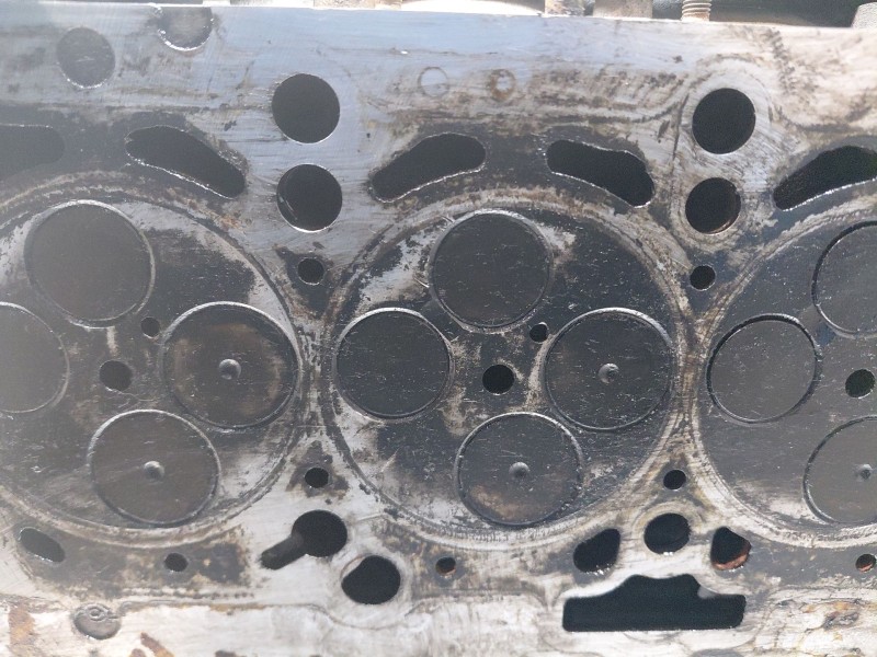 Recambio de culata para volkswagen passat b6 (3c2) 2.0 tdi 16v referencia OEM IAM 03G103351B  