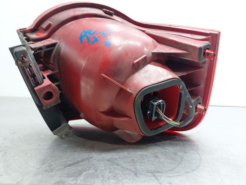 Recambio de piloto trasero derecho para volkswagen passat b6 (3c2) 2.0 tdi 16v referencia OEM IAM 03C9945096N  