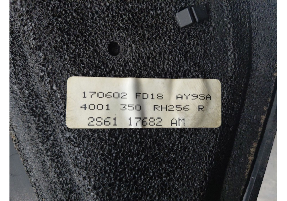 Recambio de retrovisor derecho para ford fiesta v (jh_, jd_) 1.4 16v referencia OEM IAM 1452852  