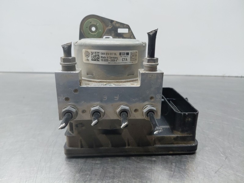 Recambio de abs para volkswagen caddy v cargo referencia OEM IAM   