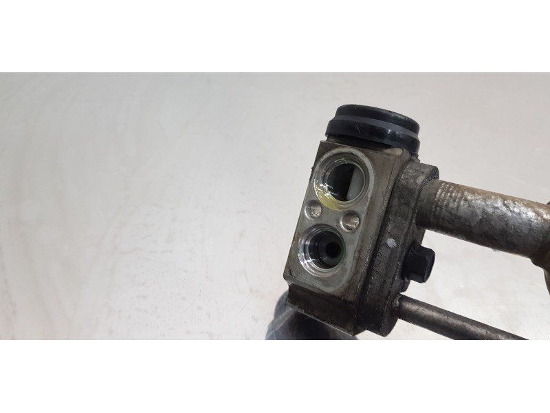 Recambio de tubos aire acondicionado para kia carens ( ) business referencia OEM IAM 97775A4560  