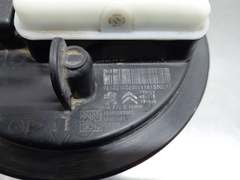 Recambio de aforador para peugeot 3008 style referencia OEM IAM 9813270380  