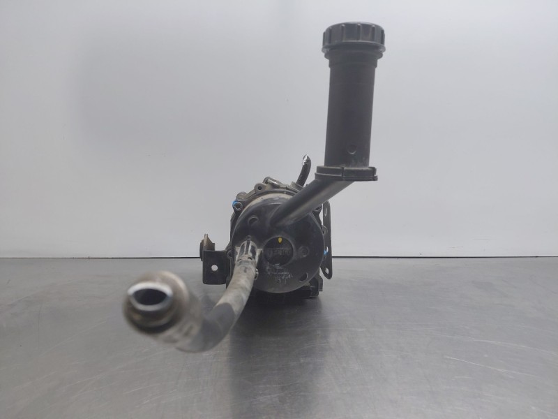 Recambio de bomba direccion para peugeot 3008 style referencia OEM IAM   