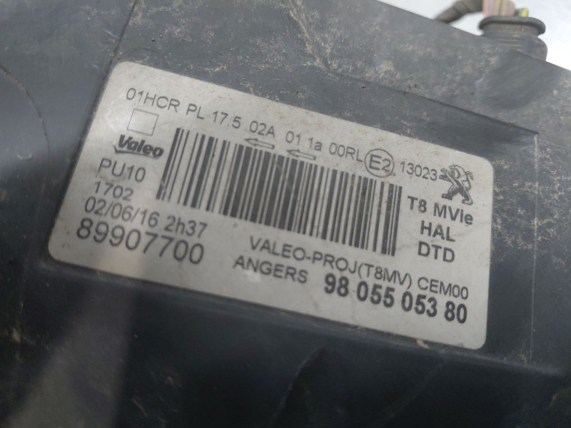Recambio de faro derecho para peugeot 3008 style referencia OEM IAM 9805505380  