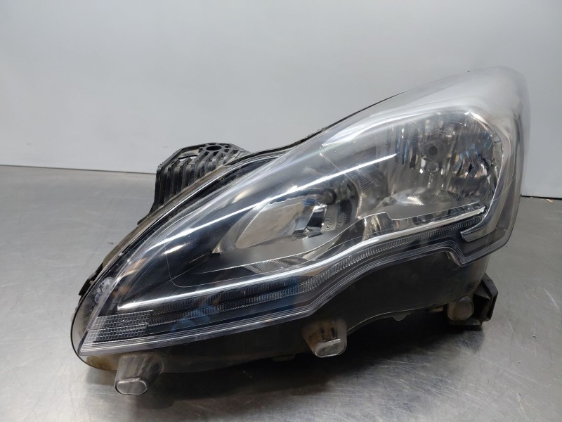 Recambio de faro izquierdo para peugeot 3008 style referencia OEM IAM 9805505480  