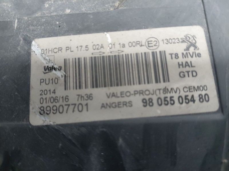 Recambio de faro izquierdo para peugeot 3008 style referencia OEM IAM 9805505480  