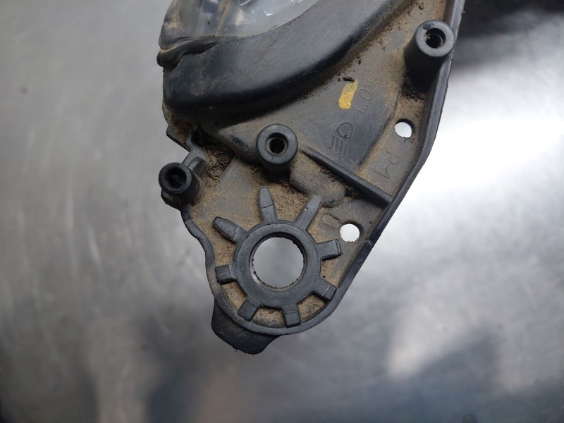 Recambio de faro izquierdo para peugeot 3008 style referencia OEM IAM 9805505480  