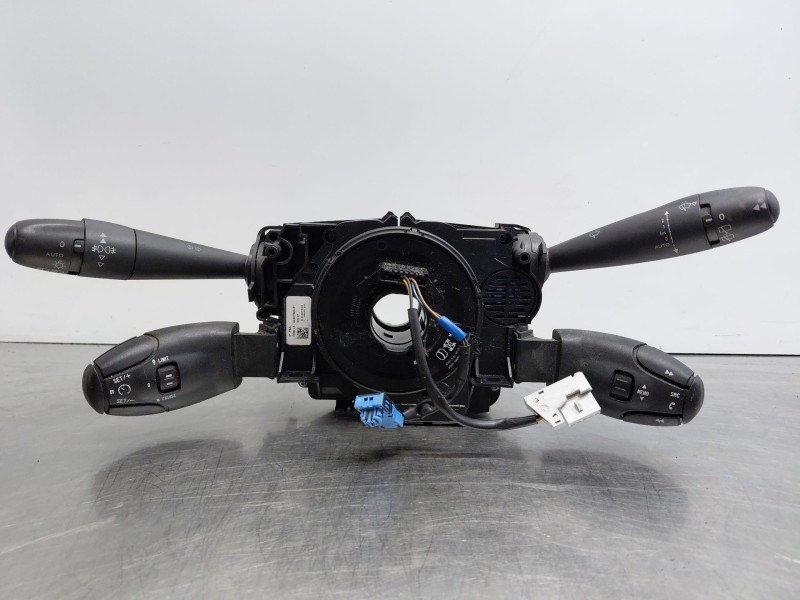 Recambio de mando multifuncion para peugeot 3008 style referencia OEM IAM 96773911ZD  