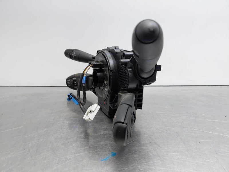 Recambio de mando multifuncion para peugeot 3008 style referencia OEM IAM 96773911ZD  