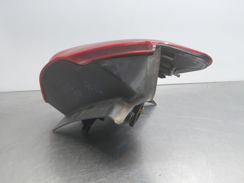 Recambio de piloto trasero izquierdo para peugeot 3008 style referencia OEM IAM 9805510580  
