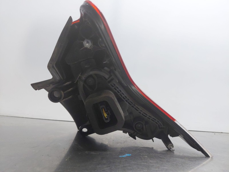 Recambio de piloto trasero izquierdo para peugeot 3008 style referencia OEM IAM 9805510580  