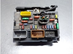 Recambio de caja reles / fusibles para peugeot 3008 style referencia OEM IAM 9807028580  