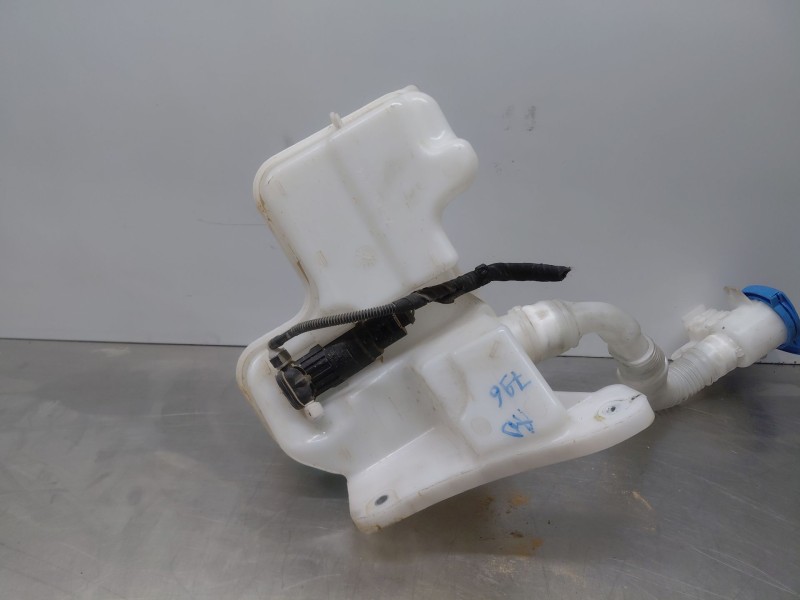 Recambio de deposito limpia para volkswagen caddy v cargo referencia OEM IAM   