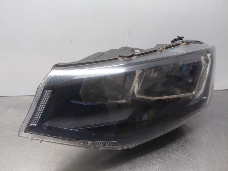 Recambio de faro izquierdo para volkswagen caddy v cargo referencia OEM IAM   