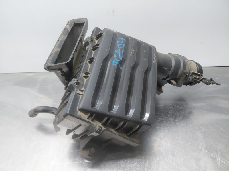 Recambio de filtro aire para volkswagen caddy v cargo referencia OEM IAM   