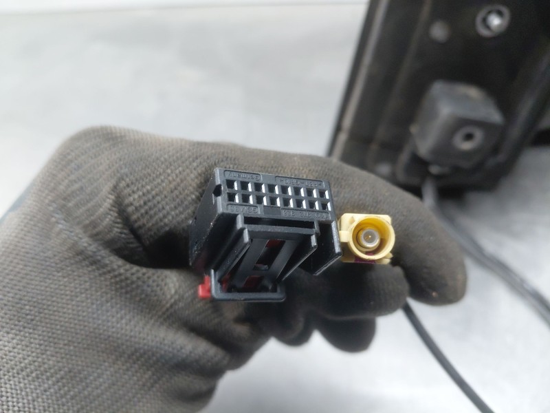 Recambio de retrovisor derecho para volkswagen caddy v cargo referencia OEM IAM   