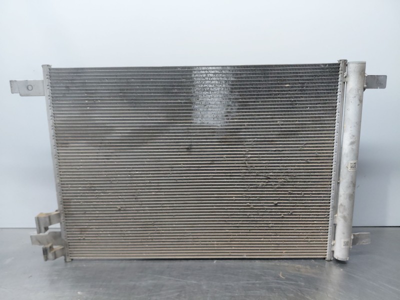 Recambio de condensador / radiador aire acondicionado para volkswagen caddy v cargo referencia OEM IAM   