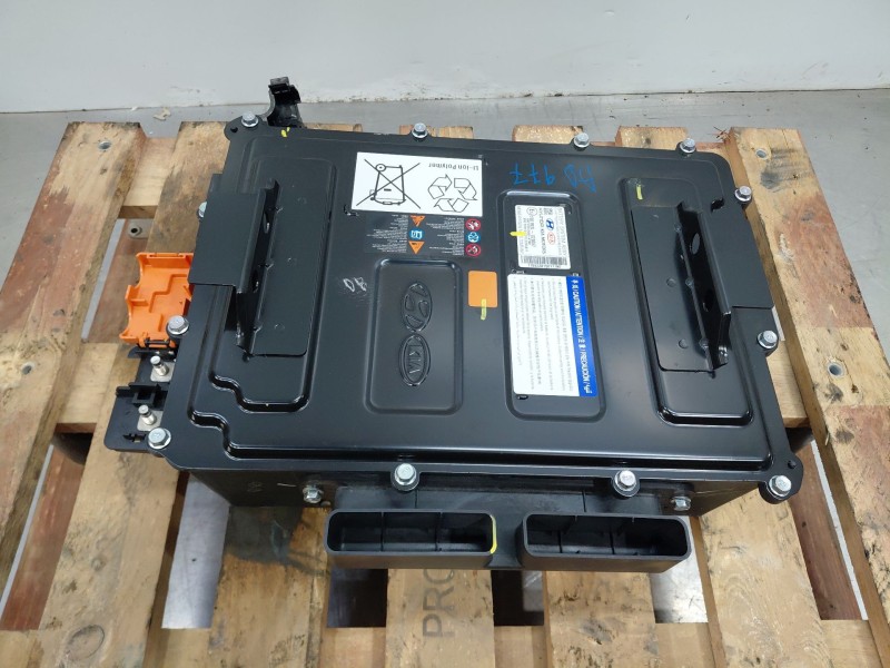 Recambio de bateria para hyundai tucson tecno sky referencia OEM IAM   