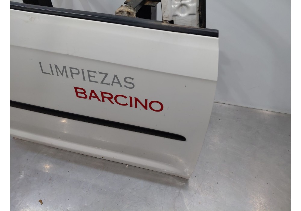 Recambio de puerta delantera derecha para volkswagen caddy iv furgoneta/monovolumen (saa, sah) 2.0 tdi referencia OEM IAM   